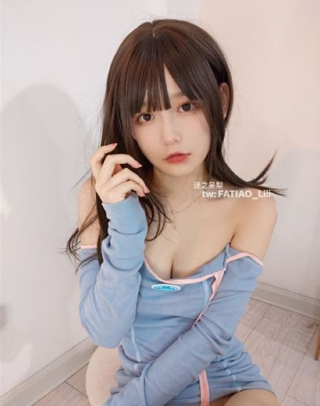 春光灿烂海棠红