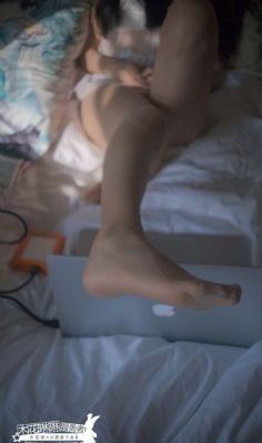 邻居的姐姐