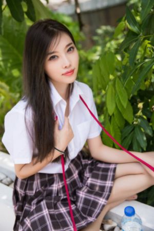 湖畔陌生人