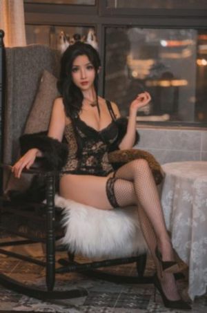 你比星光美丽剧照