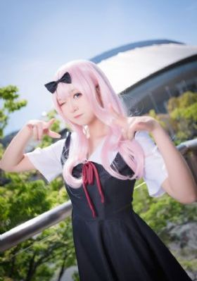 年轻的新妈妈
